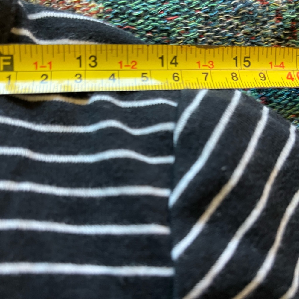 Jones New York Black and White Striped Cardigan Collared V-Neck Long Sleeve SZ S - Picture 9 of 11